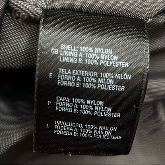 The North Face Boys Hyvent Jacket black size Medium MISSING HOOD - Picture 8 of 16